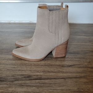 Marc Fisher Oshay Ankle Booties